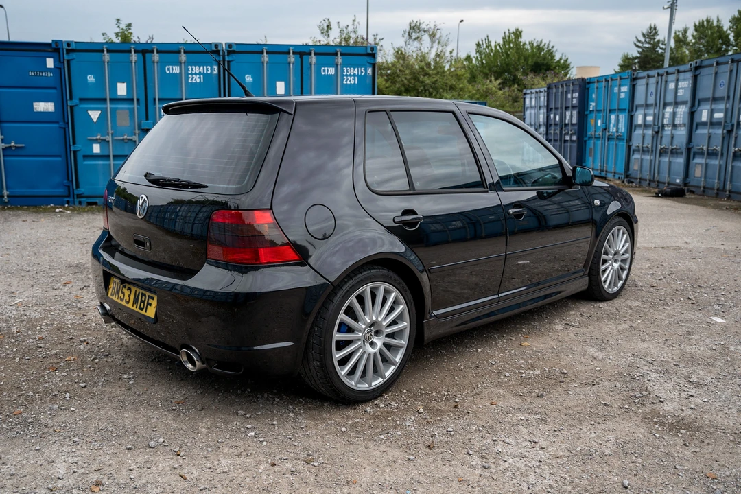 2004 Volkswagen R32 Mk4 - Image 15 of 31
