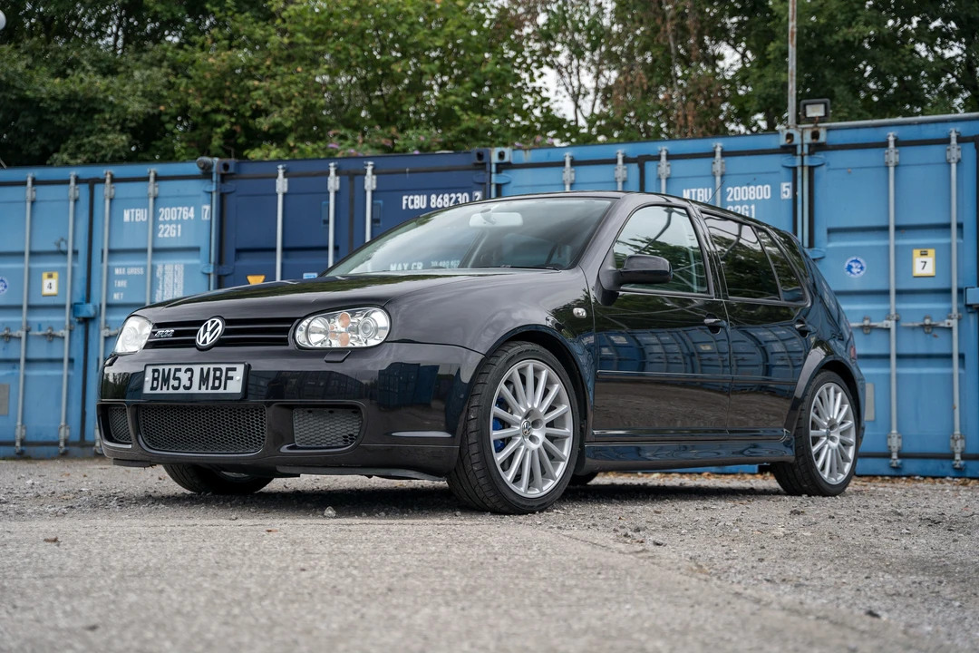 2004 Volkswagen R32 Mk4 - Image 2 of 31