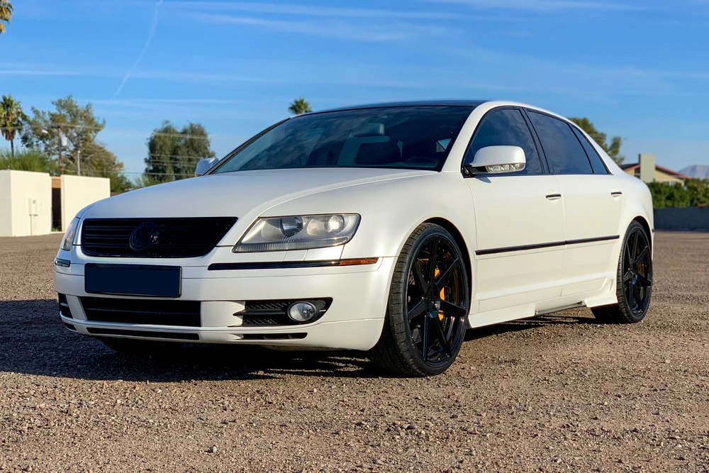 2004 Volkswagen Phaeton - Image 2 of 5