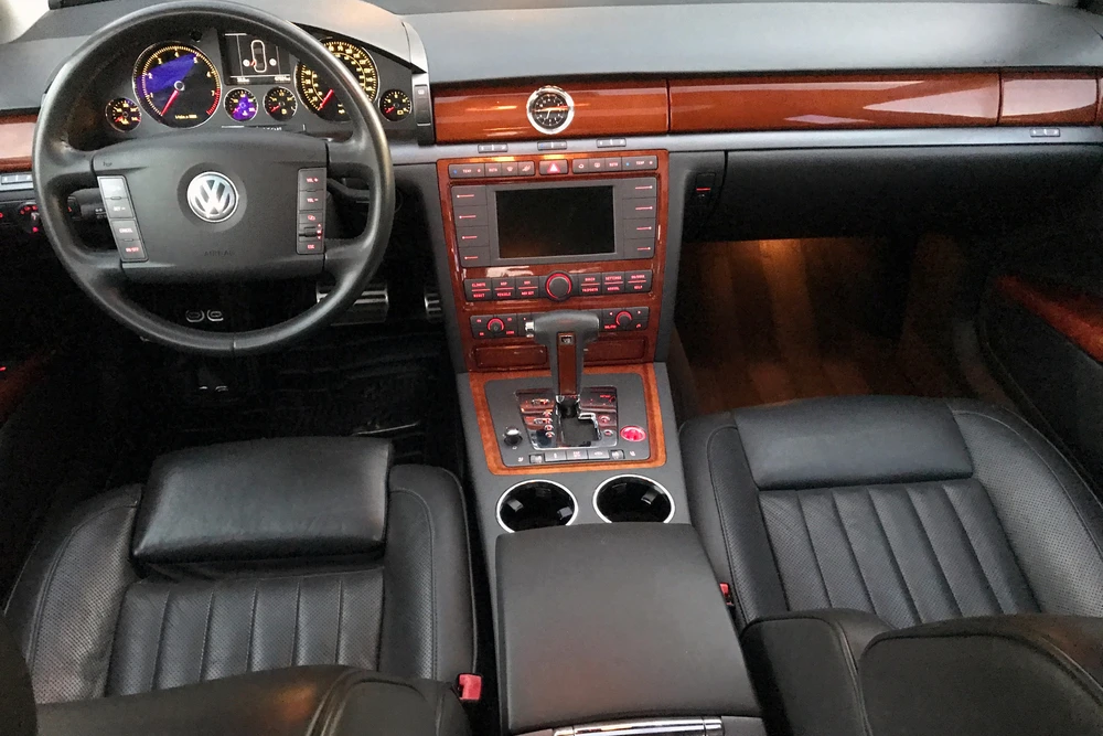 2004 Volkswagen Phaeton - Image 4 of 5