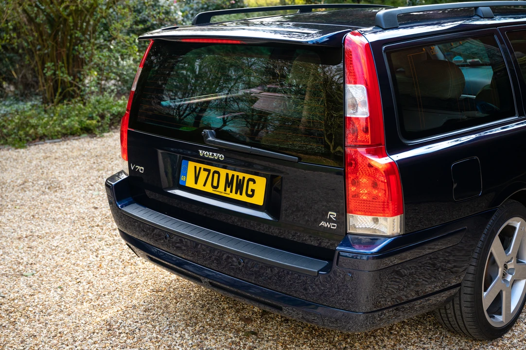 2004 Volvo V70 R 2nd Gen - Image 18 of 31