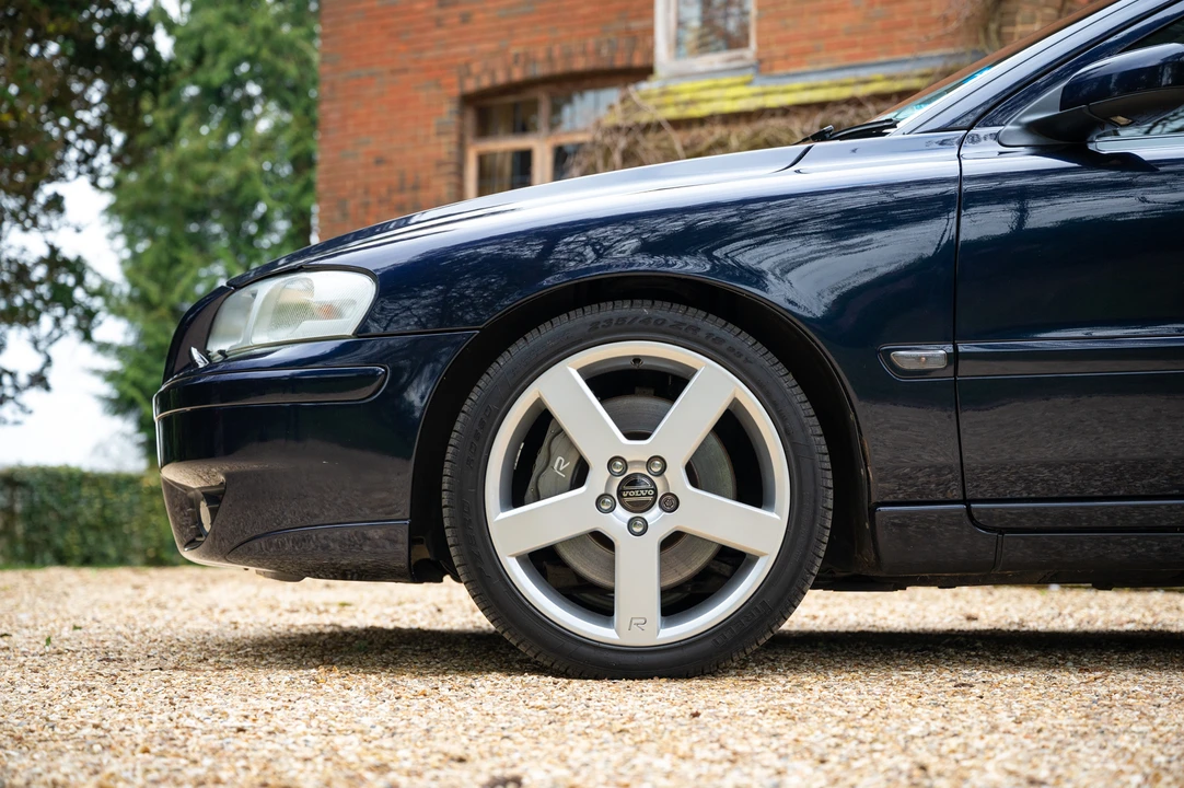 2004 Volvo V70 R 2nd Gen - Image 27 of 31