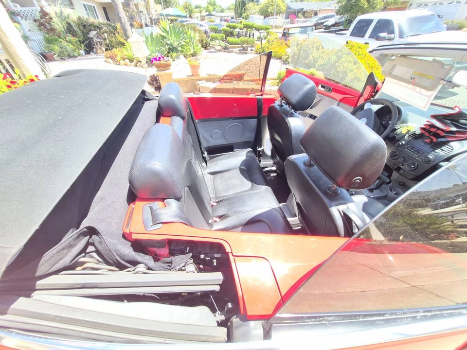 2004 Volkswagen New Beetle - Image 13 of 16