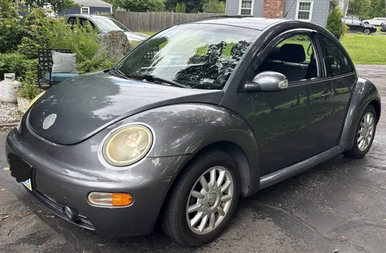 2004 Volkswagen Beetle GLS Hatchback