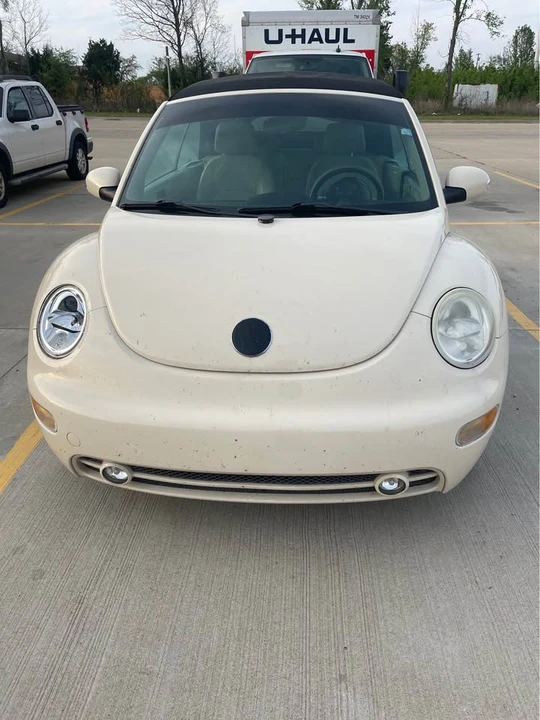 2004 Volkswagen New Beetle - Image 6 of 8