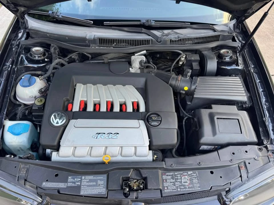 2004 Volkswagen R32 Mk4 - Image 7 of 10