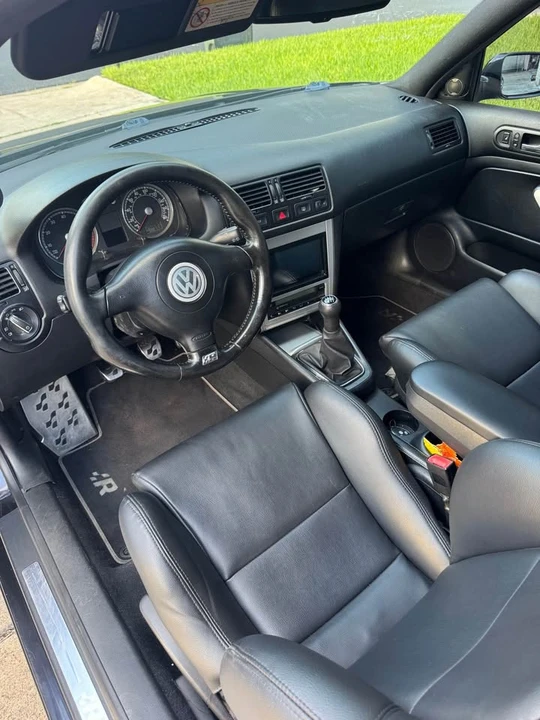 2004 Volkswagen R32 Mk4 - Image 5 of 10