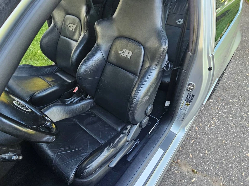 2004 Volkswagen R32 Mk4 - Image 13 of 23