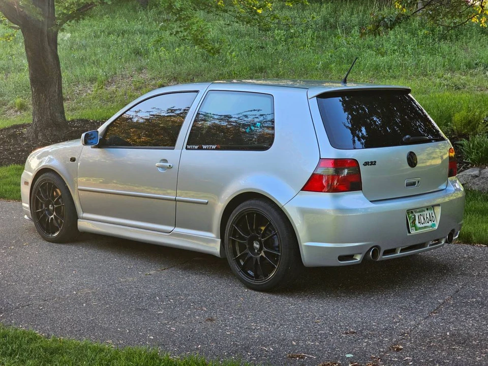 2004 Volkswagen R32 Mk4 - Image 6 of 23
