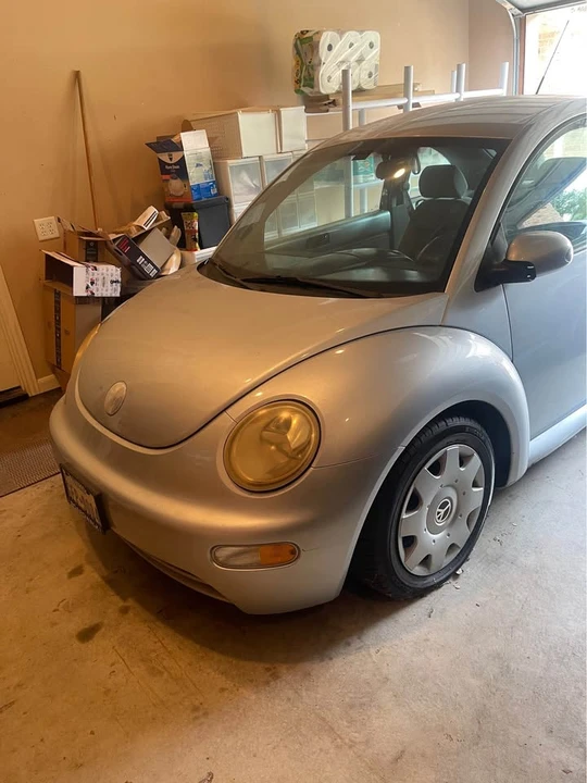 2004 Volkswagen New Beetle - Image 3 of 6