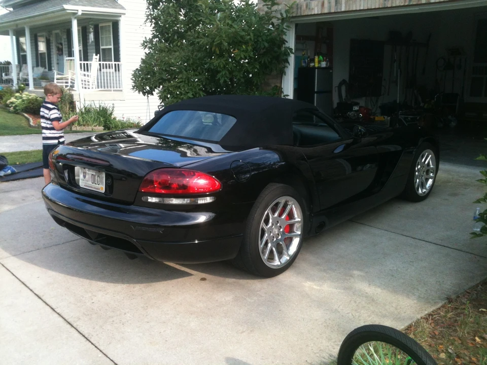 2004 Dodge Viper 3rd Gen - Image 14 of 27