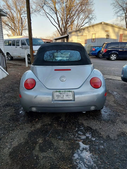 2004 Volkswagen New Beetle - Image 3 of 3