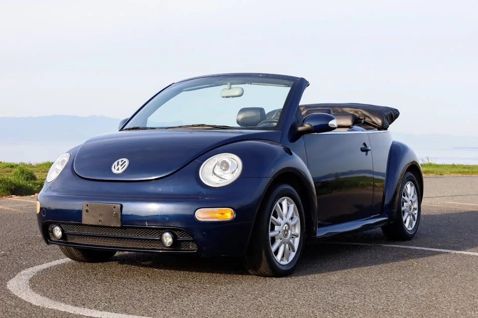2004 Volkswagen New Beetle - Image 5 of 17