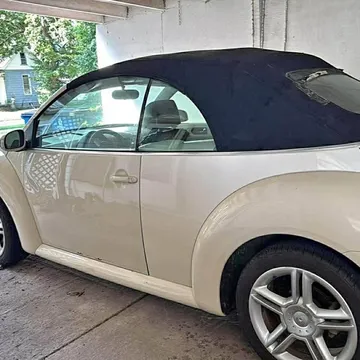 2004 Volkswagen Beetle 1.8T Classic Convertible