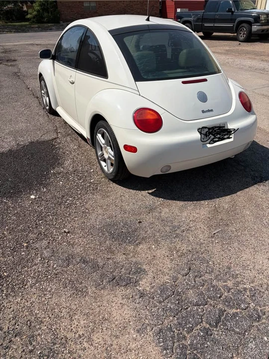 2004 Volkswagen New Beetle - Image 3 of 13