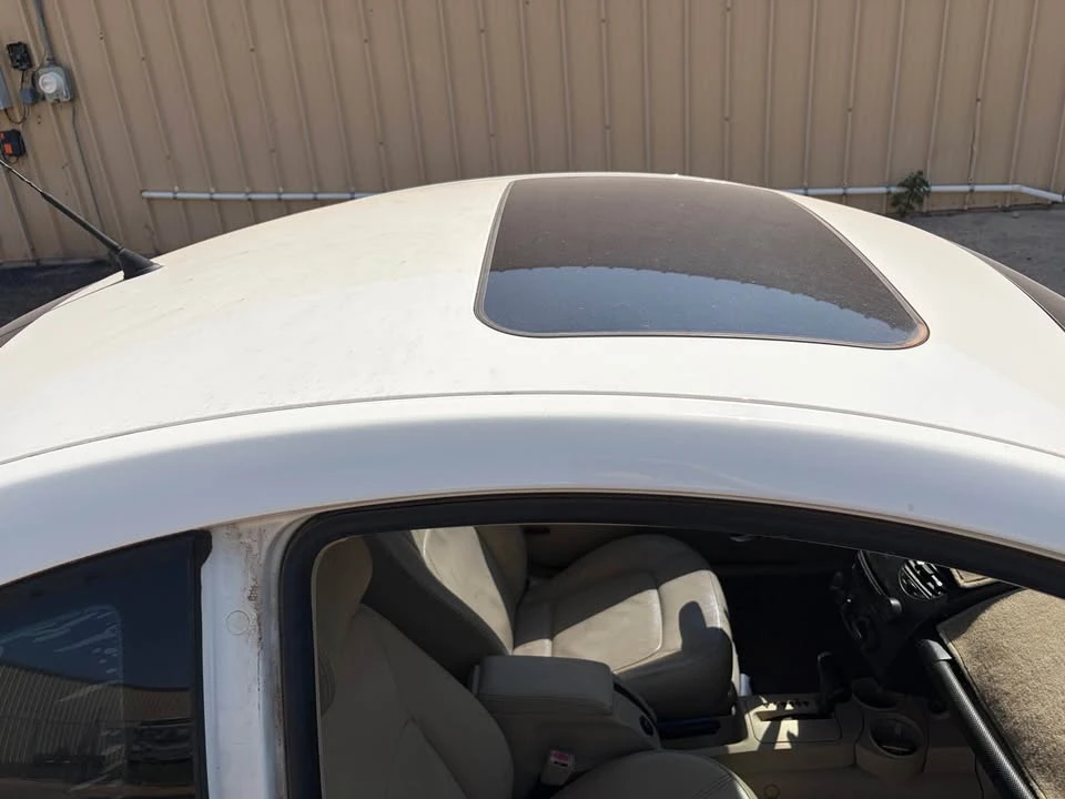 2004 Volkswagen New Beetle - Image 7 of 13