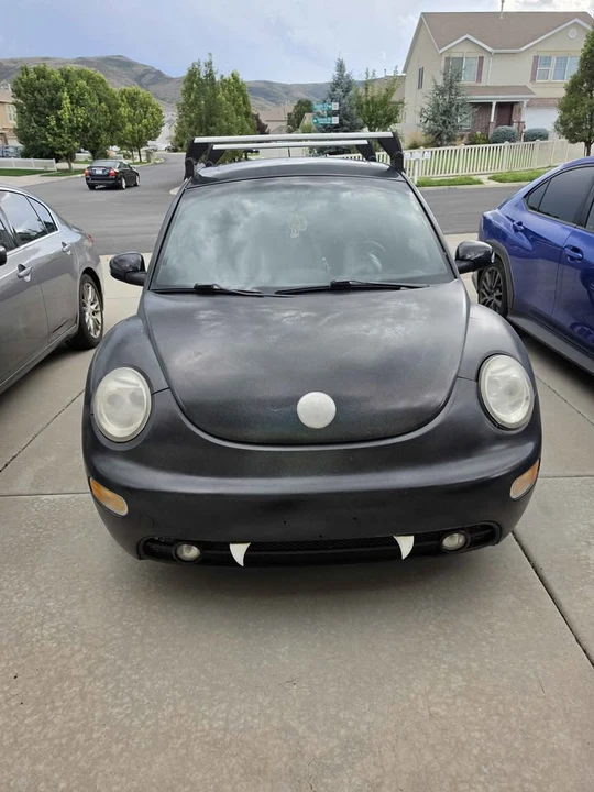2004 Volkswagen New Beetle - Image 16 of 20