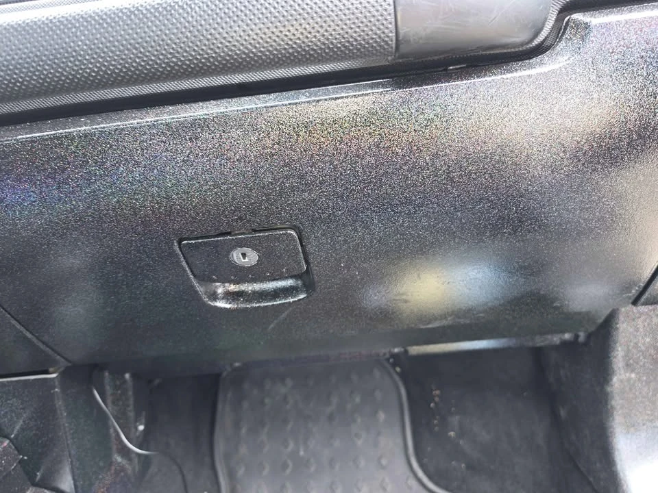 2004 Volkswagen New Beetle - Image 2 of 20