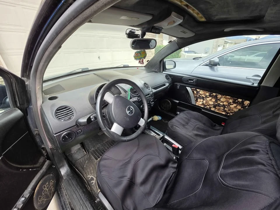2004 Volkswagen New Beetle - Image 6 of 20