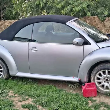 2004 Volkswagen Beetle 1.8T Convertible