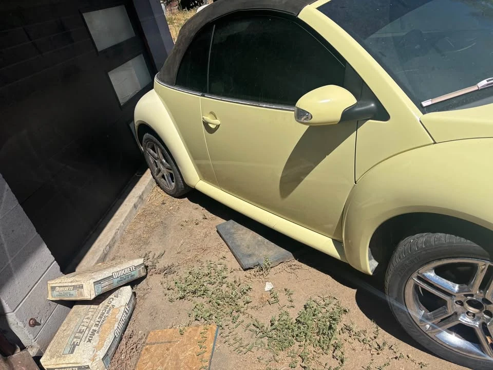2004 Volkswagen New Beetle - Image 15 of 15