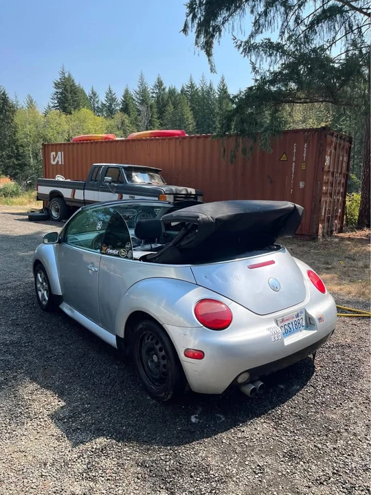 2004 Volkswagen New Beetle - Image 18 of 20