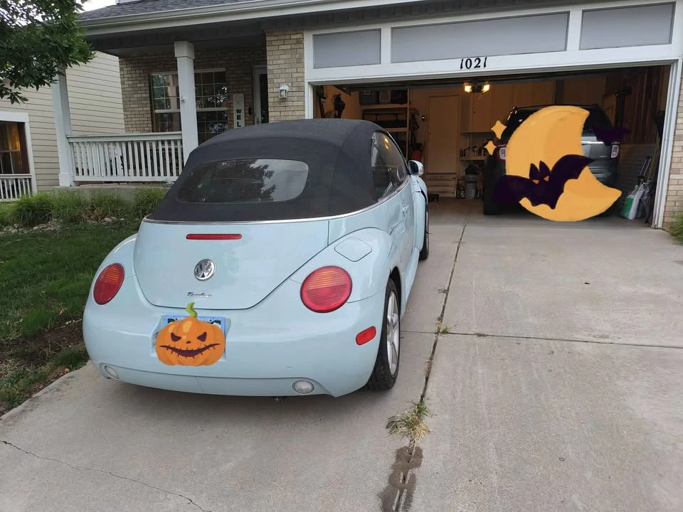 2004 Volkswagen New Beetle - Image 5 of 8