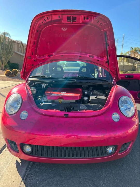 2004 Volkswagen New Beetle - Image 9 of 20
