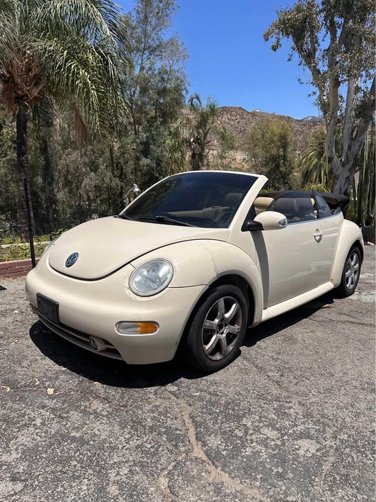 2004 Volkswagen New Beetle - Image 12 of 14