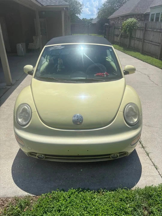 2004 Volkswagen New Beetle - Image 8 of 9