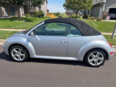 2004 Volkswagen Beetle 1.8T SE Hatchback 2D