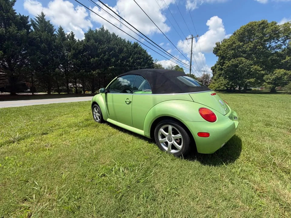 2004 Volkswagen New Beetle - Image 7 of 19
