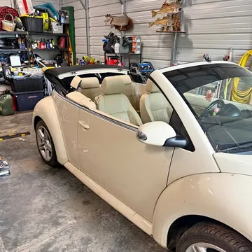 2004 Volkswagen Beetle 2.0T Coast Convertible 2D
