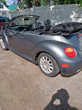 2004 Volkswagen Beetle 2.0T Coast Convertible 2D