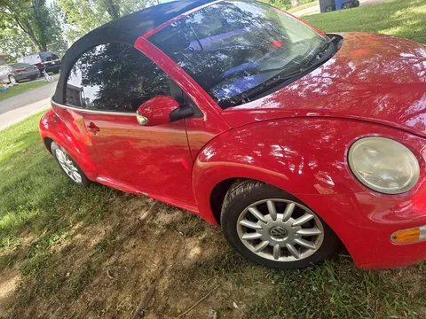 2004 Volkswagen Beetle 2.0T Coast Convertible 2D
