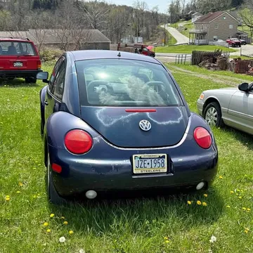 2004 Volkswagen Beetle 2.0T Coast Hatchback 2D