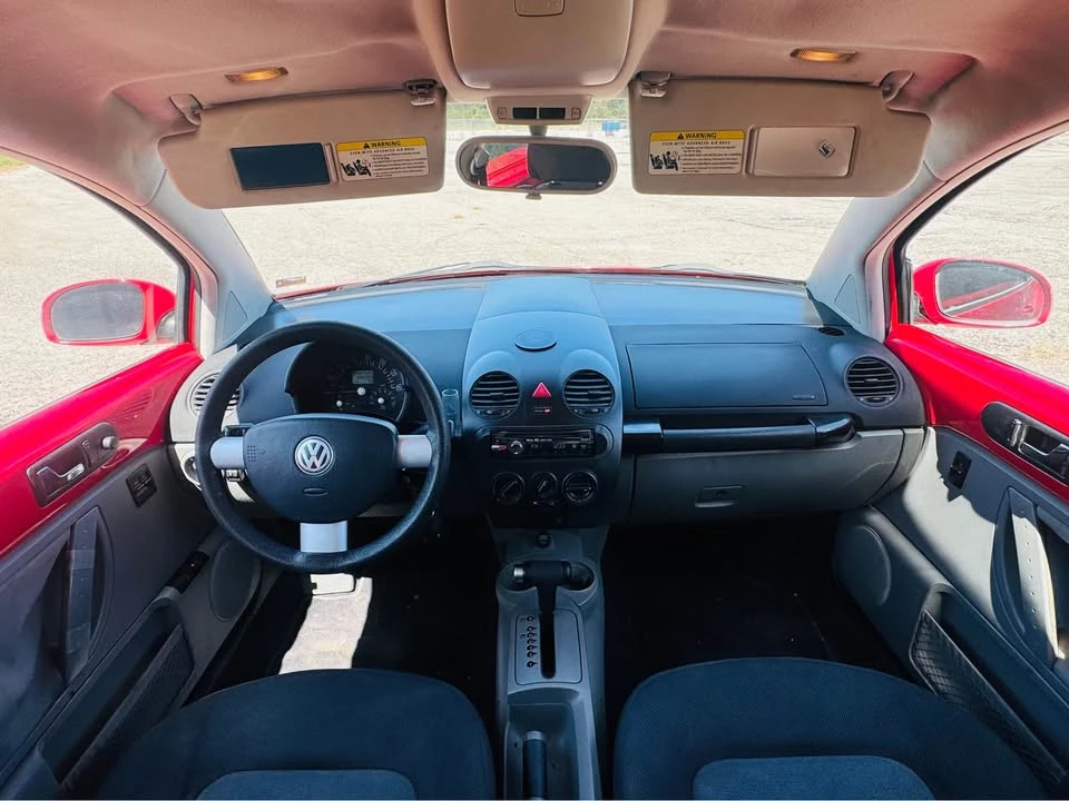2004 Volkswagen New Beetle - Image 13 of 17