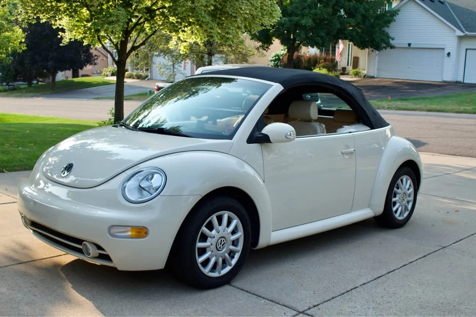 2004 Volkswagen New Beetle - Image 3 of 7