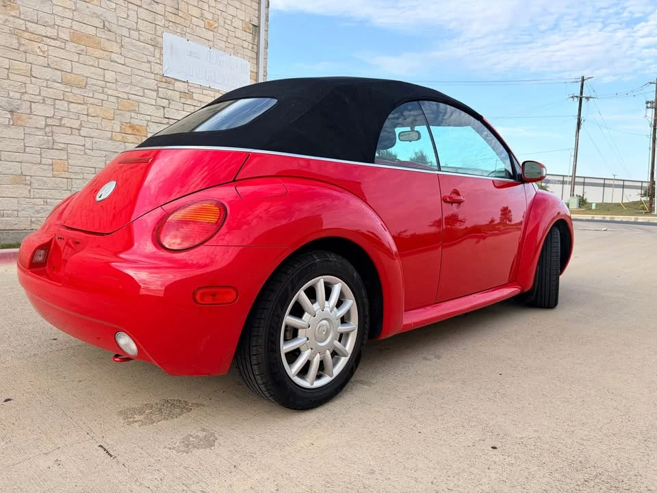2004 Volkswagen New Beetle - Image 2 of 14