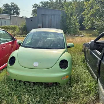 2004 Volkswagen Beetle 2.0T SE Hatchback 2D