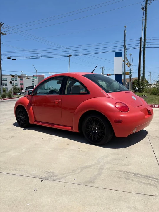 2004 Volkswagen New Beetle - Image 6 of 16