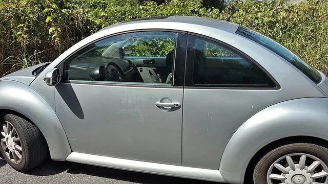 2004 Volkswagen Beetle 2.0T Turbo Hatchback 2D
