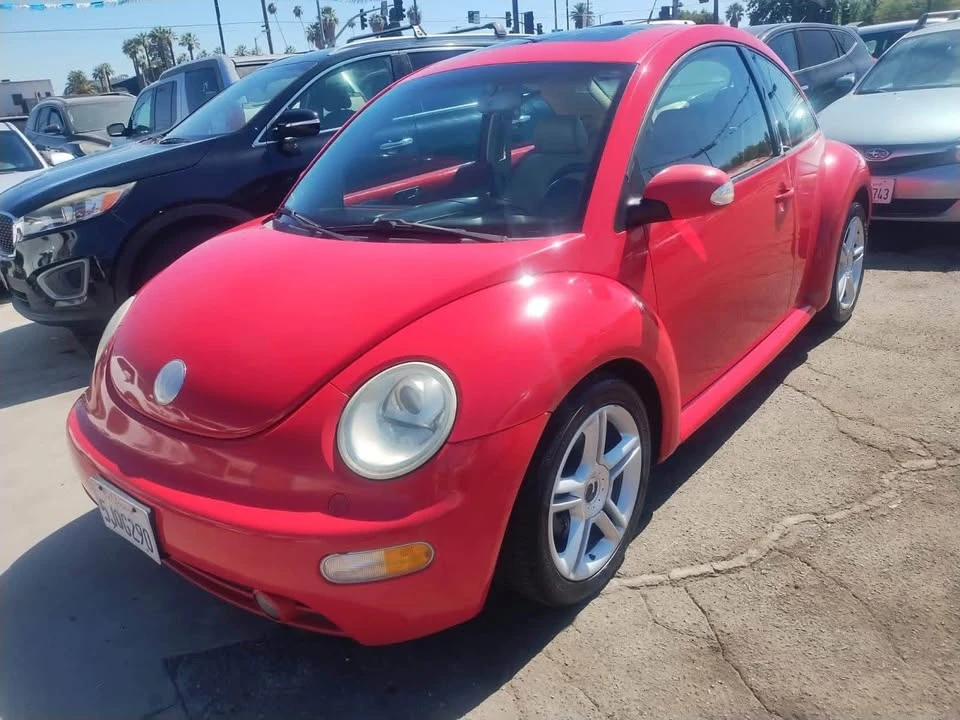 2004 Volkswagen New Beetle - Image 8 of 8
