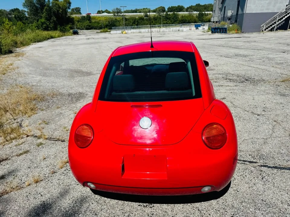 2004 Volkswagen New Beetle - Image 6 of 16