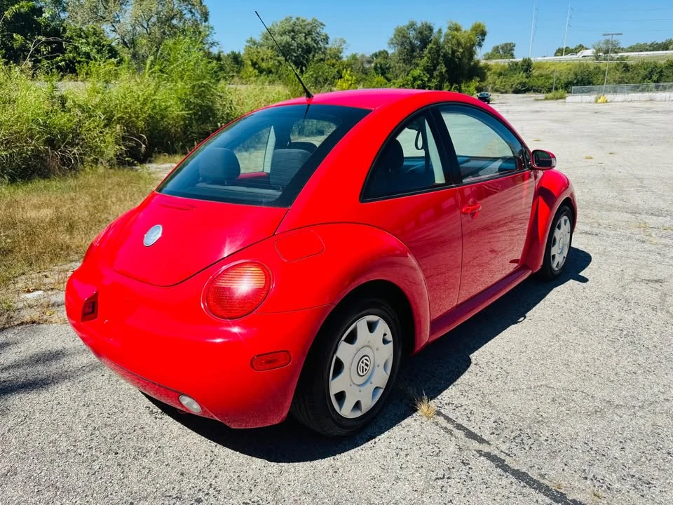 2004 Volkswagen New Beetle - Image 5 of 16