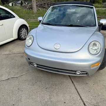 2004 Volkswagen Beetle 2.5L 50's Edition Convertible 2D