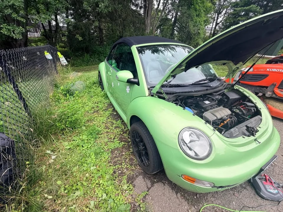 2004 Volkswagen New Beetle - Image 4 of 7