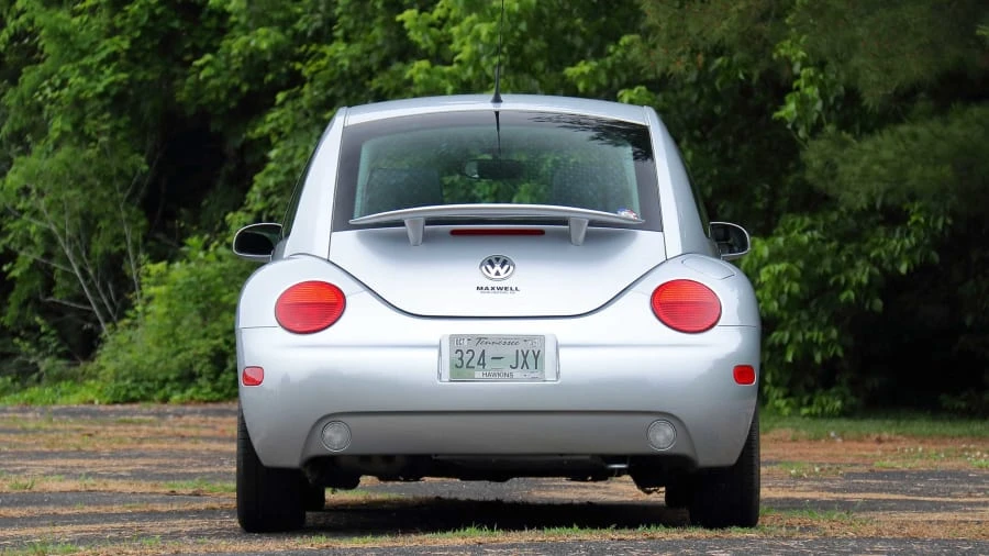 2004 Volkswagen New Beetle - Image 15 of 21