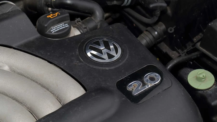 2004 Volkswagen New Beetle - Image 17 of 21