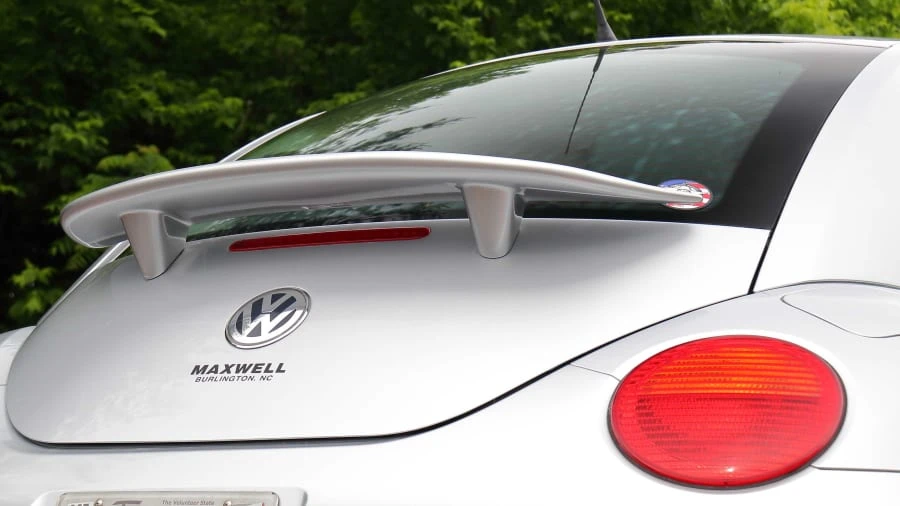 2004 Volkswagen New Beetle - Image 18 of 21